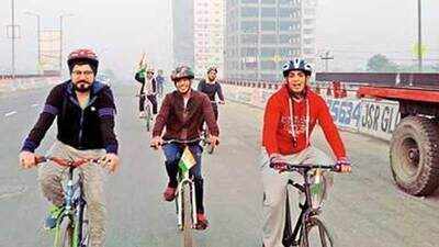 Noidawallahs pedal to promote cycling culture
