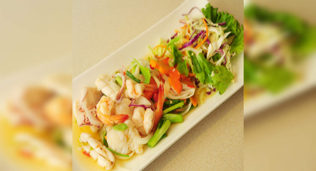Thai Prawns Recipe: How to Make Thai Prawns Recipe | Homemade Thai Prawns Recipe