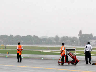 Two aircraft come face-to-face at IGI airport