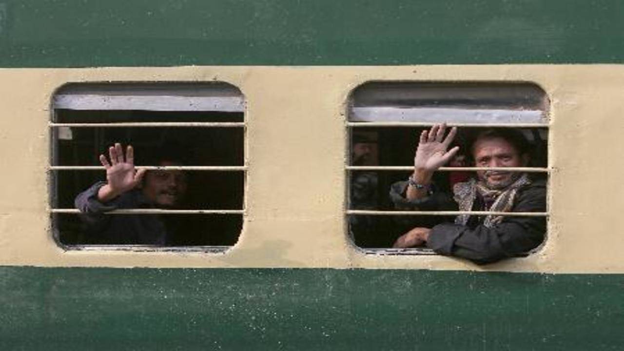 Railways plans ₹1 tn signal system recast