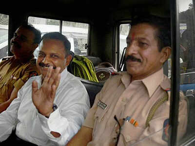 Malegaon case: Supreme Court seeks reply of Maharashtra govt, NIA on Shrikant Purohit's plea