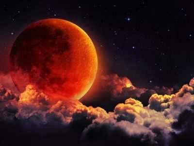 Treat for your eyes as rare lunar eclipse set to paint the sky red