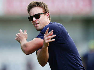 AB de Villiers to miss first three ODIs as No. 1 chase begins