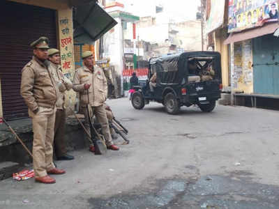 Police step up vigil, Congress team stopped on way to Kasganj