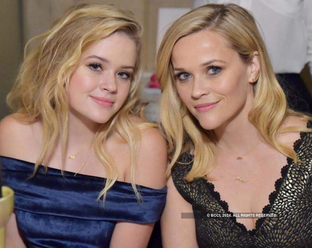 
Daughter of Reese Witherspoon makes her modelling debut
