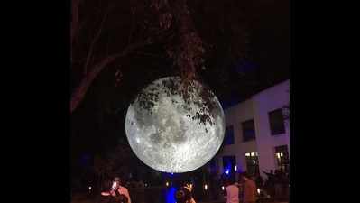 Bengaluru's tryst with the moon