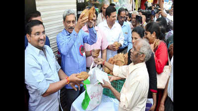 Goa govt starts ration scheme for coconuts