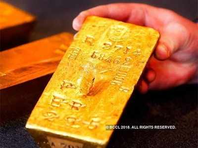 Gold futures gain 0.56% on global cues