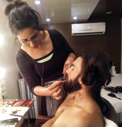 <arttitle><b>Padmaavat's makeup, hair and prosthetic designer Preetisheel Singh on cloud nine</b></arttitle>