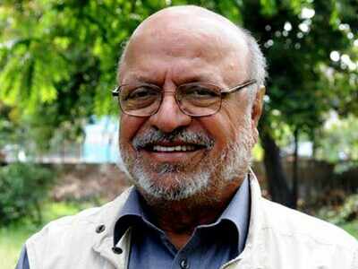 Shyam Benegal receives lifetime achievement award at MIFF