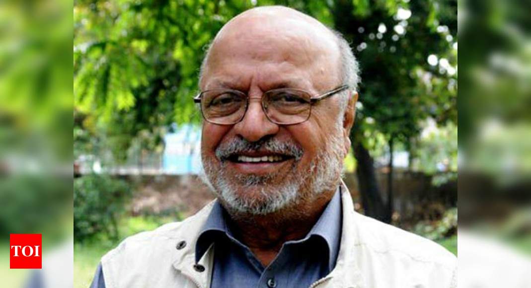 Shyam Benegal Receives Lifetime Achievement Award At MIFF | Hindi Movie ...