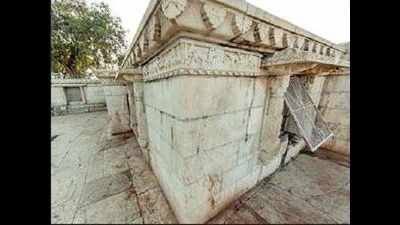 Raj Prashasti - India’s longest stone etchings in Rajasthan cry for upkeep