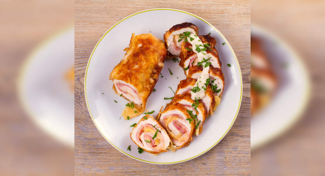Chicken Stuffed Bread Recipe: How to Make Chicken Stuffed Bread Recipe