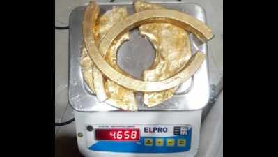 DRI sleuths held man smuggling gold from Myanmar, seized 4.658kg gold concealed in stoves