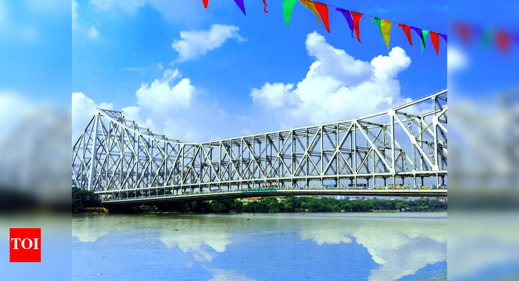 Howrah Bridge Howrah Bridge Completes Its 75 Years Without A Single Nut And Screw Times Of India