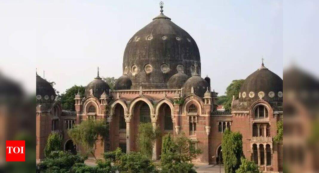 M S University’s Faculty of Law Law students get more language choices