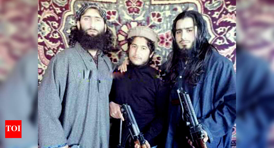 Naveed Jati: LeT fugitive poses with Hizb terrorists on social media ...