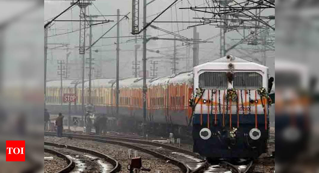 Two Railways Staffers Killed After Being Hit By Train In Madhya Pradesh