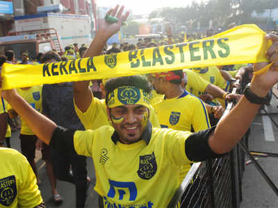 Manjappada Kerala Blasters Fans | Kochi