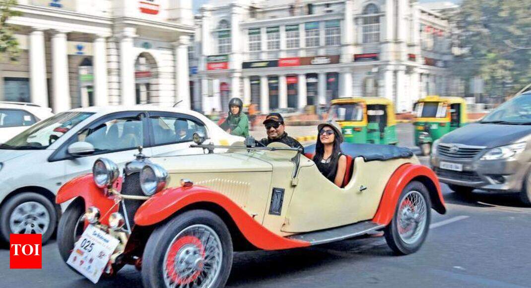 Delhi vintage car rally Delhi vintage car rally These pinup classics