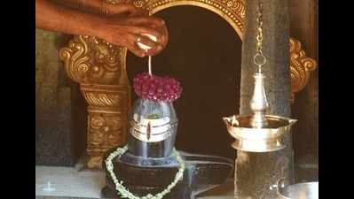 Thousands to visit temples on Mahashivratri today