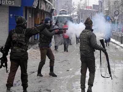 Encounter on between terrorists, security forces in Srinagar
