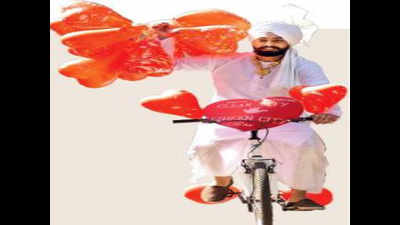 On Valentine's day, cleanliness campaign on cycle