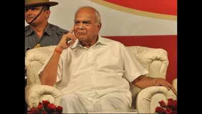 Governor Banwarilal Purohit to visit Trichy on Wednesday amid protests