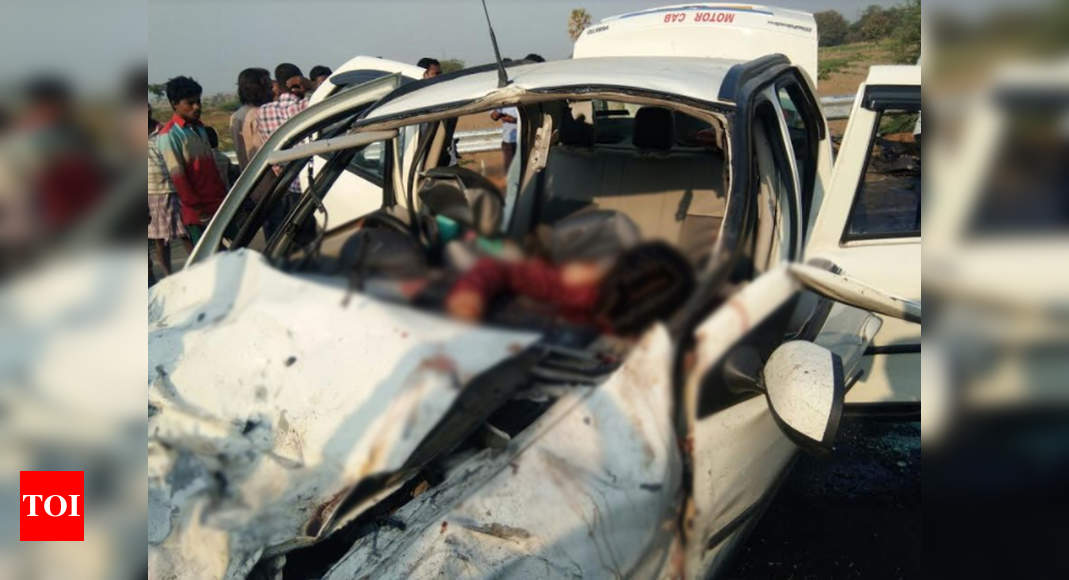 Road Accident: Seven Dead, Four Injured In Road Accident In Telangana ...