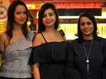 Anvi Bajaj with Ekta Hingorani and Jayshree Shah