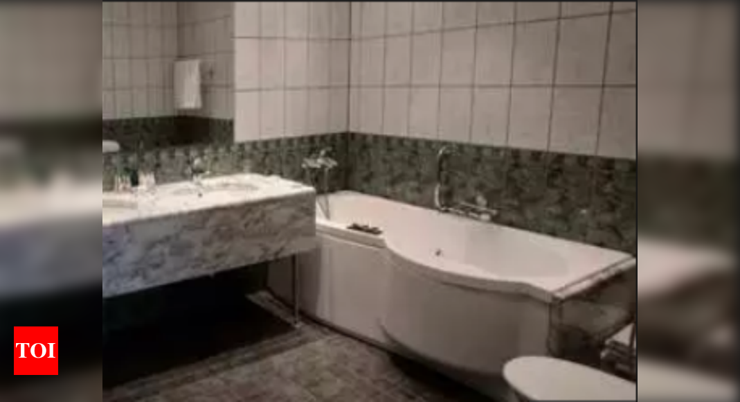 Bathtubs To Go Missing From 5 Star Hotels Times Of India