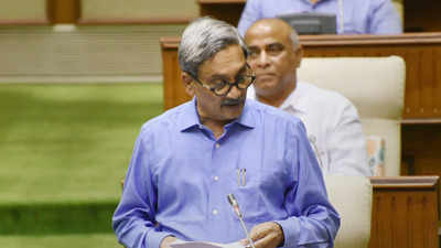 Goa CM Manohar Parrikar presents state budget in Assembly