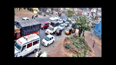 Wagholi grows, but traffic crawls on narrow stretch