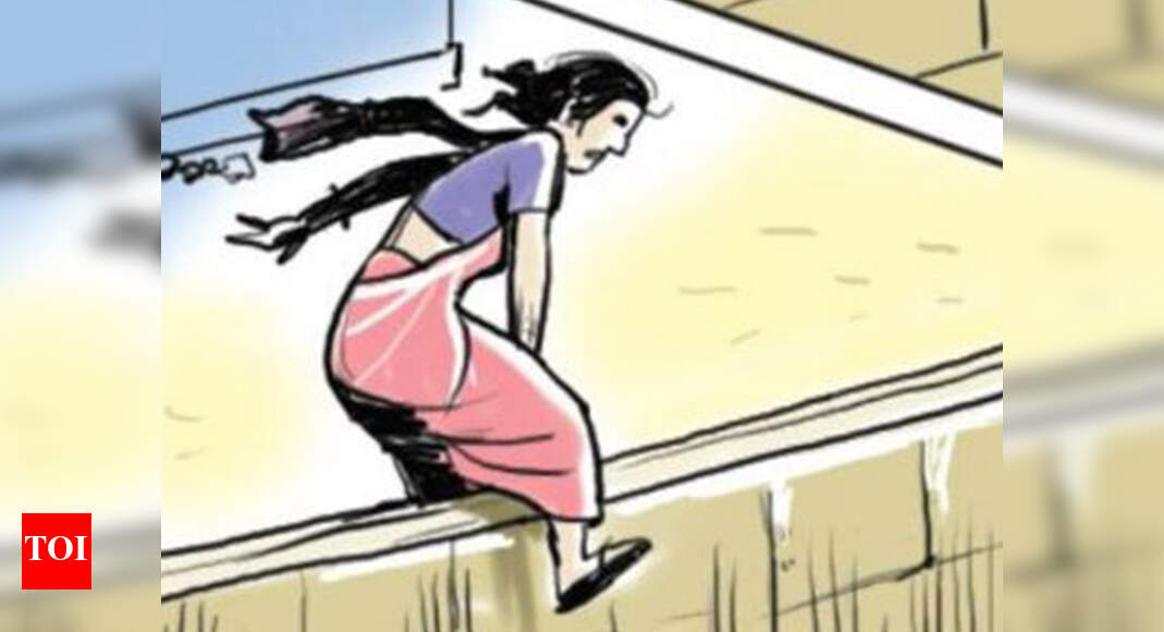 Woman Suicide: Woman jumps off building at Margao | Goa News - Times of