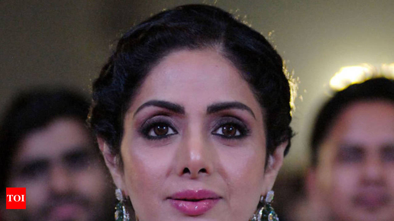 Sridevi Death news: Legendary Bollywood actor Sridevi passes away in Dubai,  she was 54 | - Times of India