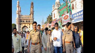 Hawkers relocated from Charminar
