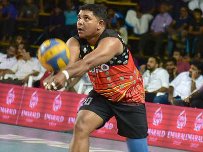 Jobless' Ratheesh handles a tough job on court with aplomb