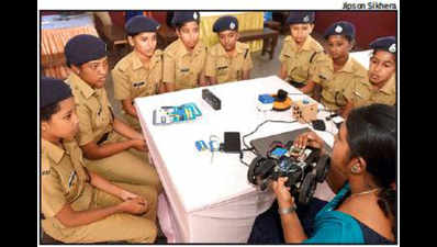 Over 500 school kids participate in police's campaign against cyber abuse