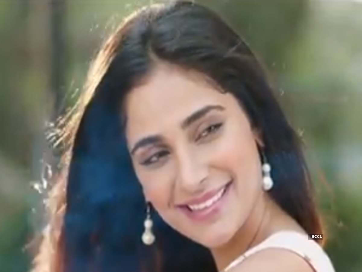 Alankrita Sahai Center Fresh TVC