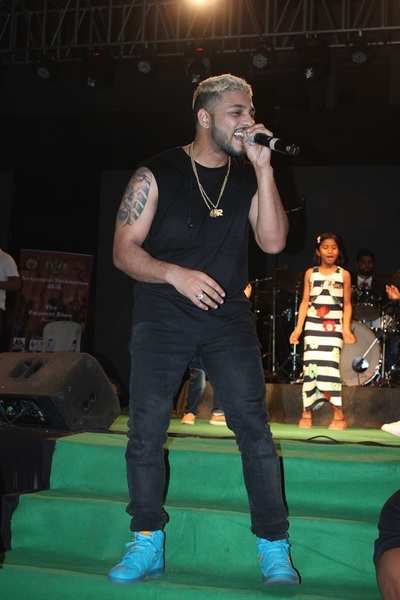 Raftaar's magic works on Nagpur youngsters