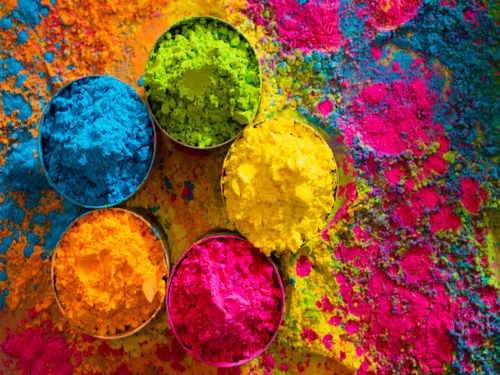 holi colours in air
