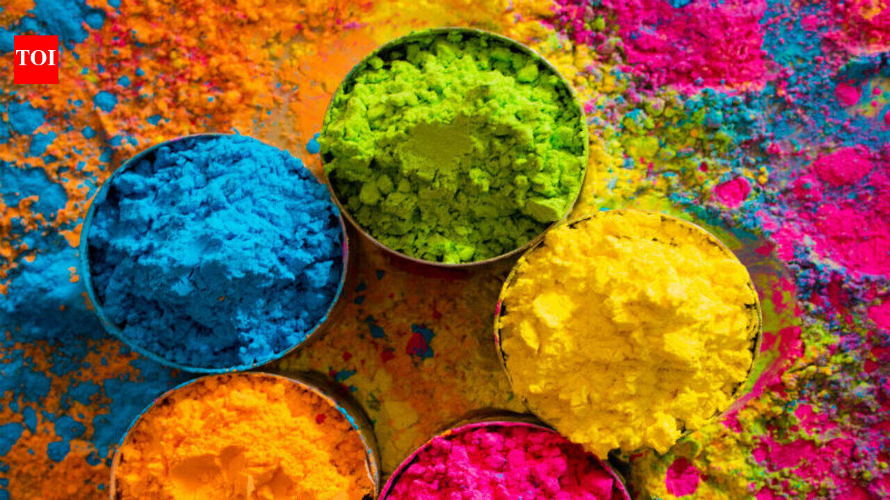 Your favorite holi color says THIS about your personality!