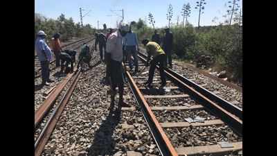 Railways carries out track renewal in Kolar