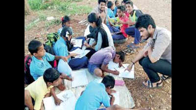 Karnataka college students groom slum kids for exams