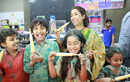 Kulfi Kumar Bajewala cast takes you to a colourful Lucknow market
