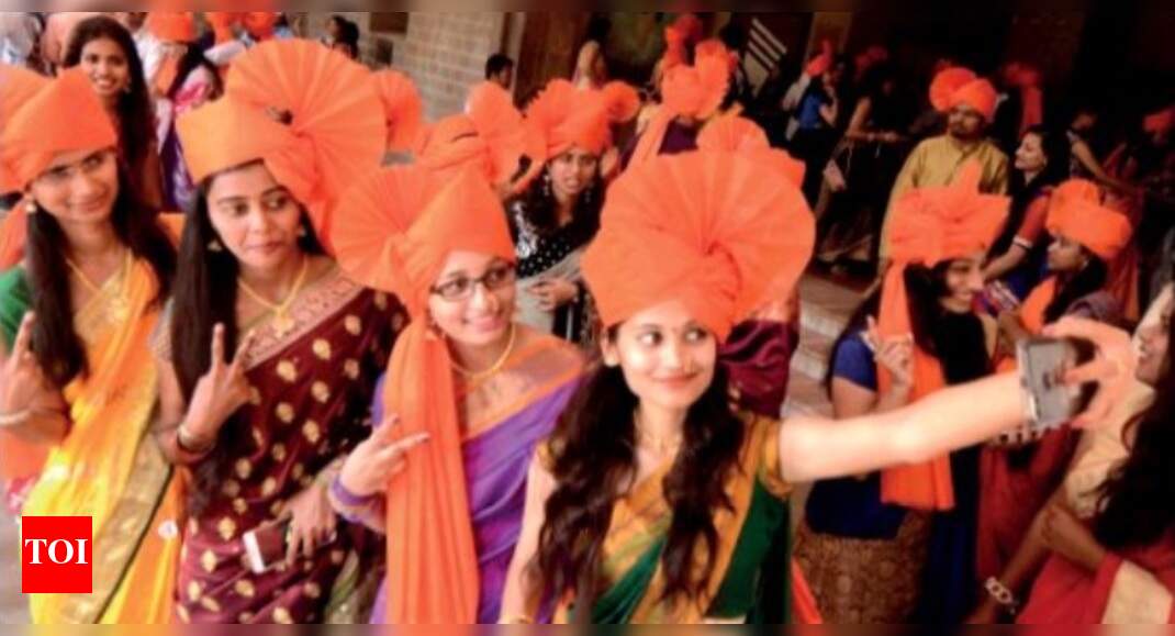 dress for traditional day