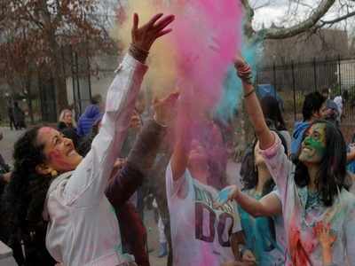 US lawmakers greet Indian-Americans on Holi