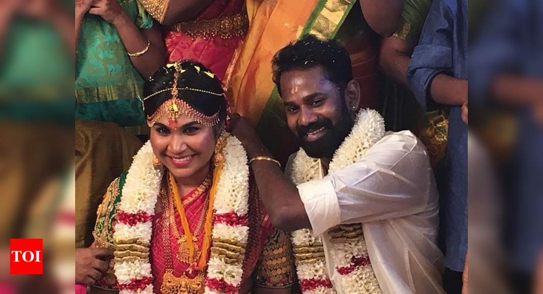 Ramesh Thilak marries RJ Navalakshmi - Times of India