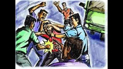 Security guard beats up resident in Ghaziabad