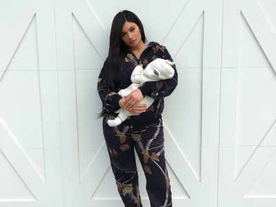 Kylie Jenner shares a new picture of daughter Stormi Webster, it's heart-melting, to say the least